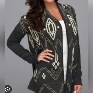 Lucky Brand/ Bliss Gray And Cream Embroidered Aztec Design